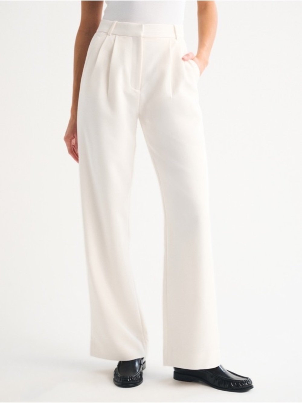 Abercrombie & Fitch Ultra High Wide-Leg White Trousers size 34